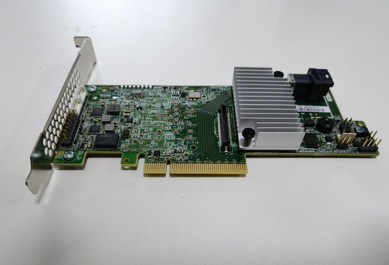 porti del regolatore 9361-4i 4 di 12Gb/S PCI Express SATA SRS RAID