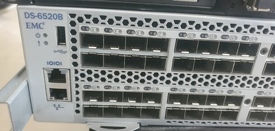Broccato di contabilità elettromagnetica DS-6520B 16gb 96 porti attivi del commutatore 48 di SAN del porto