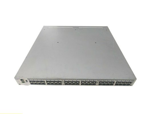 Commutatore attivo EM-6510-24-8G-R di SAN del broccato 8GB del porto di contabilità elettromagnetica DS6510B 24
