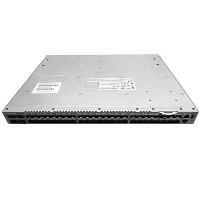 Brocade G620 SAN Switch con 24 porte attive, canale in fibra gen 6 e larghezza di banda aggregata di 2 Tbps
