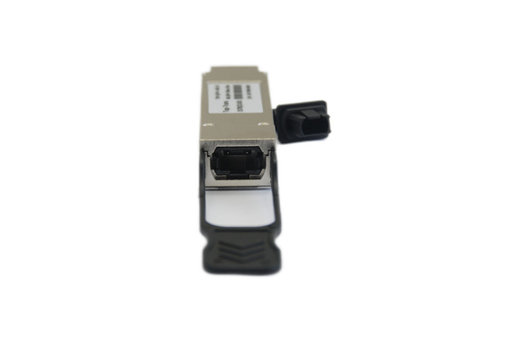 Ricetrasmettitore MMF 150M 850NM MikroTik Q+85DMTP150D di MPO MTP-12 40G QSFP+ compatibile