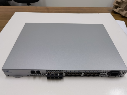 24 commutatori DS-300B di SAN del broccato del porto 8G DELL contabilità elettromagnetica per Connectrix B