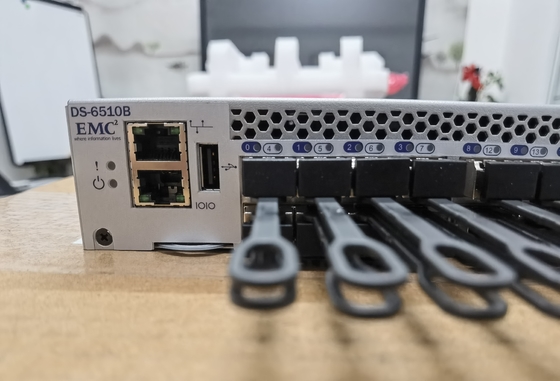 Corrente continua del commutatore di BR-6510DC-24-8 G-R Brocade 6510 SAN 24P 8GB SWL