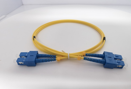 LC UPC al PVC duplex 3.0mm di singolo modo del cavo OS2 della toppa della fibra di LC UPC 1m